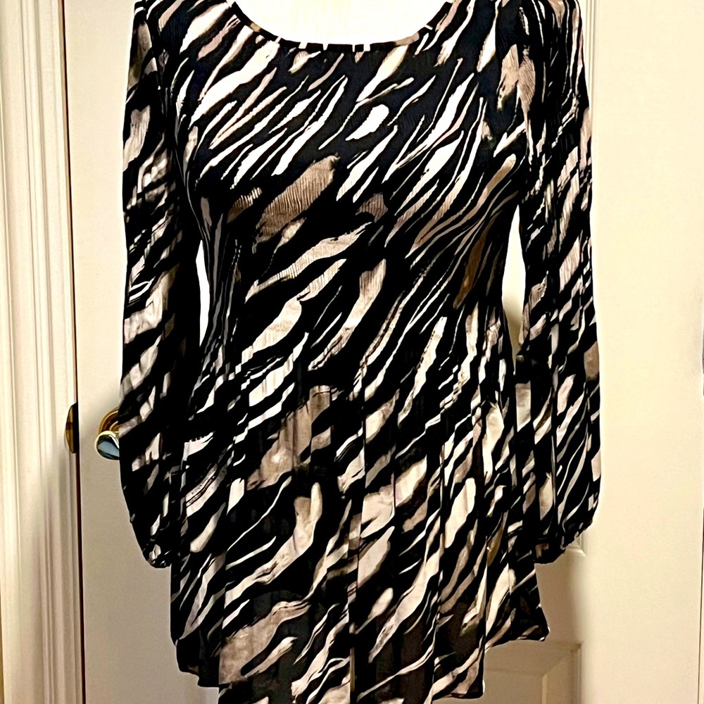 NWT BoHo Chic Striped Blouse Top  Floral & Ivy sz S